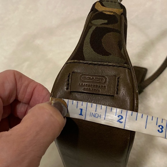 Coach Vintage Camouflage Monogram Wristlet - Picture 15 of 15